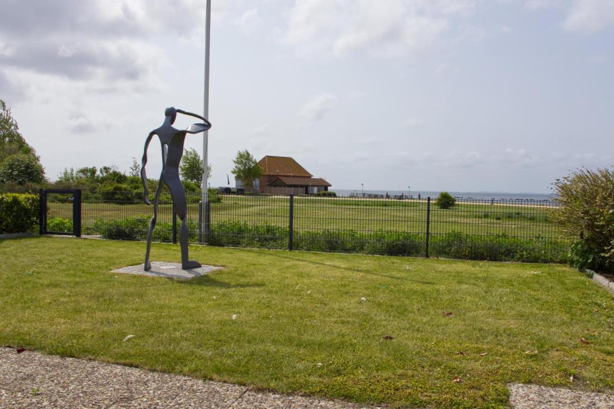 Inselblume 82 - Bungalow Am Suedstrand Mit Meerblick Burgtiefe auf Fehmarn Exterior photo